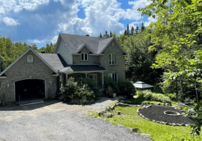 Peaceful house in the heart of nature with a pond